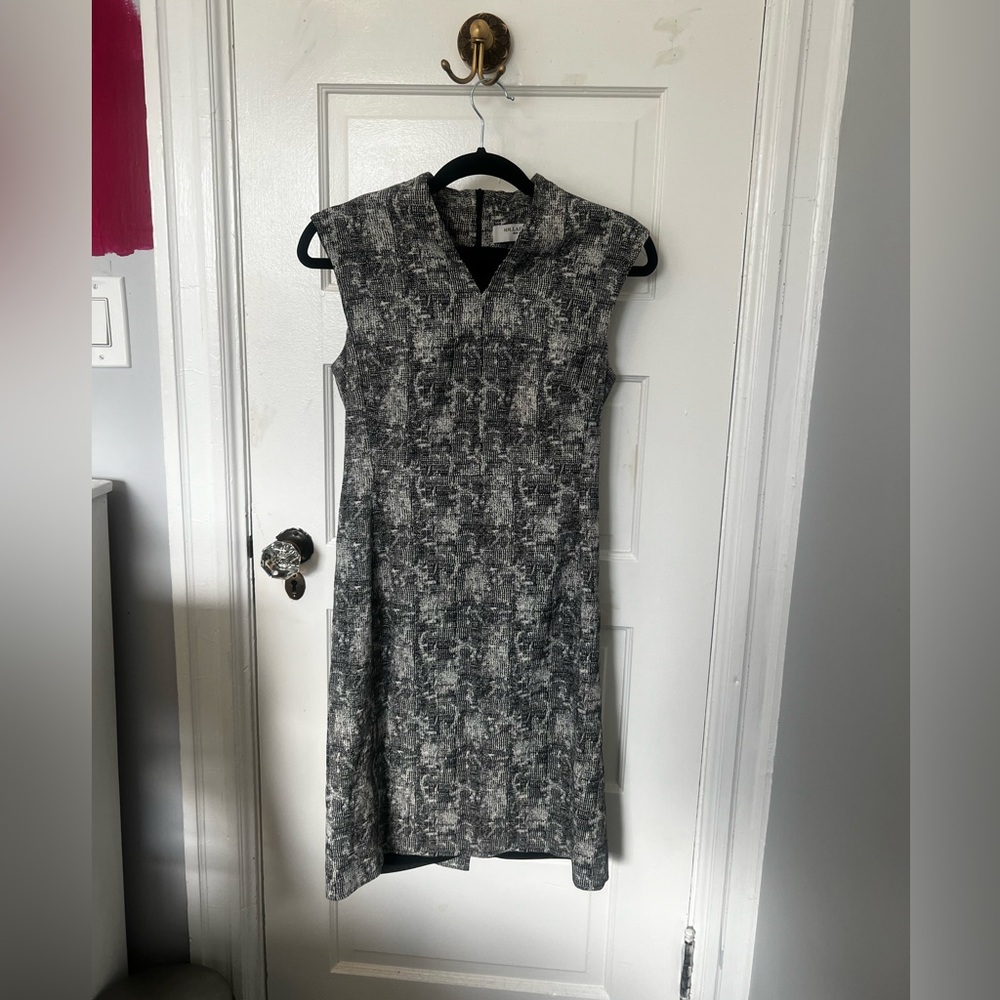 MM LaFleur crackle sheath dress, size 6